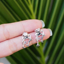 Load image into Gallery viewer, Cute Frog Earrings